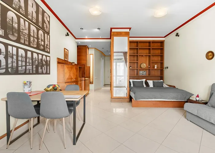 Breathless Panorama Basilica With Balcony Need Reservation For Free Parking Apartment