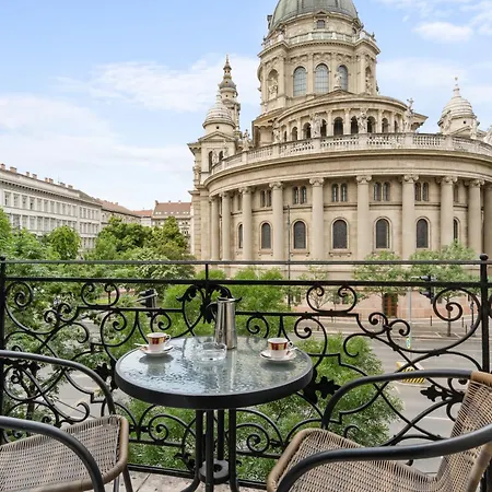 Breathless Panorama Basilica With Balcony Need Reservation For Free Parking *